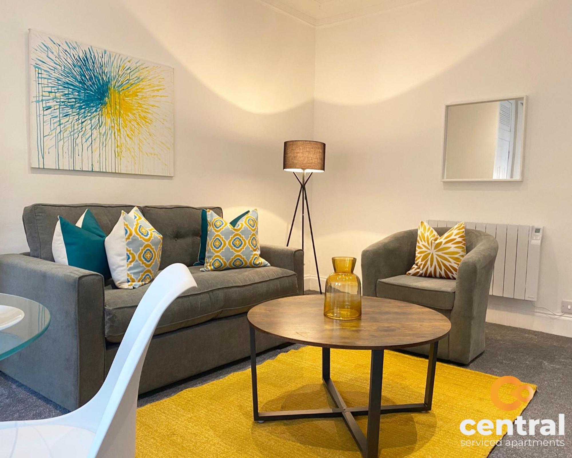 Central Serviced Apartments - Cosy 1 Bedroom - Modern - Close To Transport Links - Quiet Neighbourhood - Fast Wifi - Fully Equipped - Smart Tvs In All Rooms - Monthly Stays Welcome - Free Street Parking - Ideal Relocation To Dundee Accommodation Zewnętrze zdjęcie