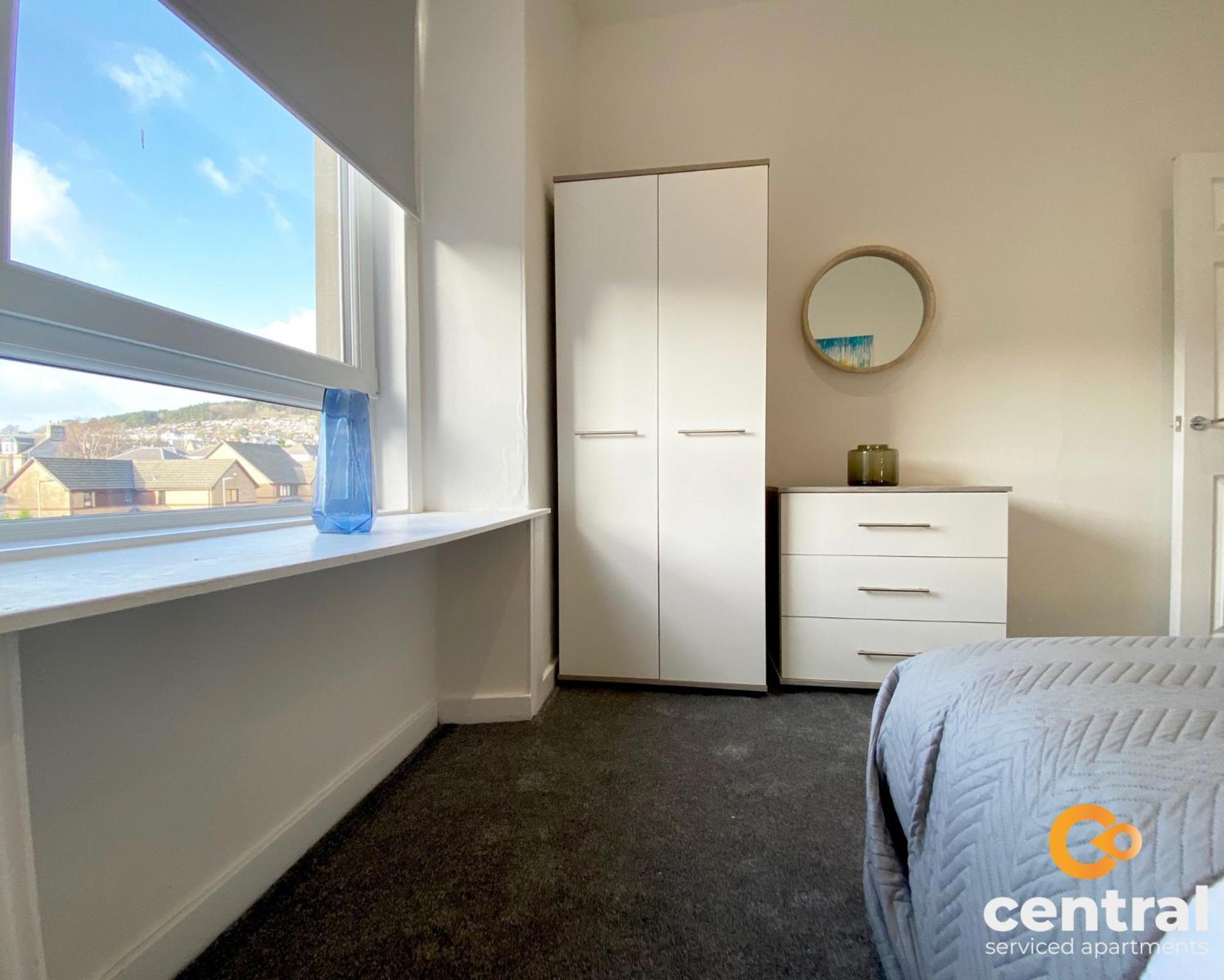 Central Serviced Apartments - Cosy 1 Bedroom - Modern - Close To Transport Links - Quiet Neighbourhood - Fast Wifi - Fully Equipped - Smart Tvs In All Rooms - Monthly Stays Welcome - Free Street Parking - Ideal Relocation To Dundee Accommodation Zewnętrze zdjęcie